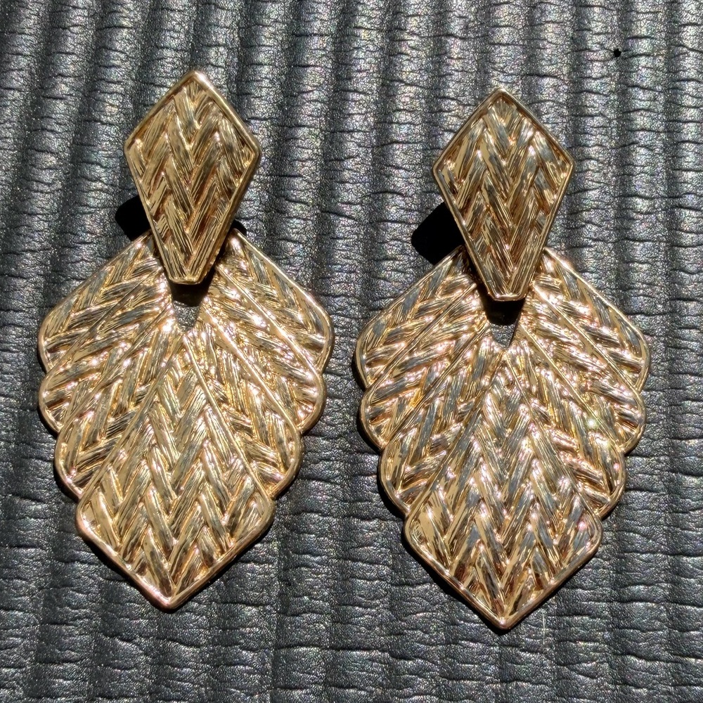 Gold Leaf Drop Clip-On Earrings - Women Jewelry